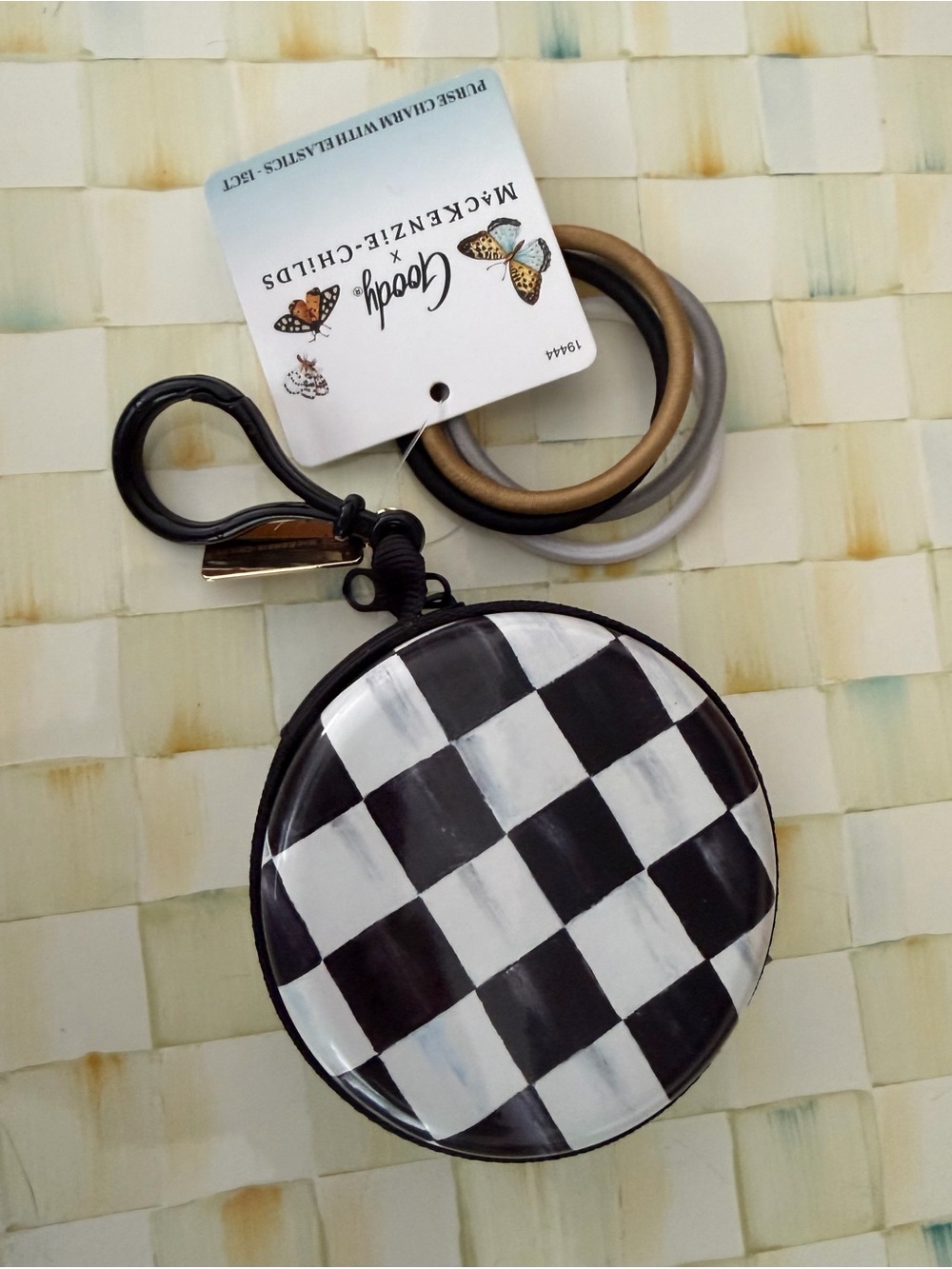 MacKenzie-Childs Goody Purse Charm Case Elastics Black White
Courtly Check 15ct